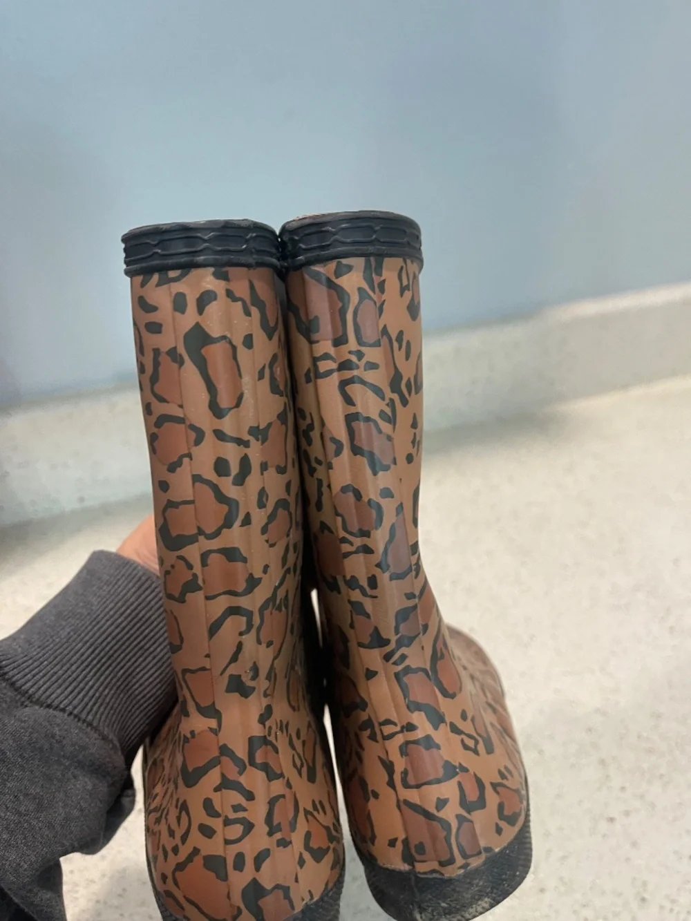 Hunter Brown Rain & Snow Boots Waterproof Mid-Calf